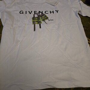 Givenchy t shirt